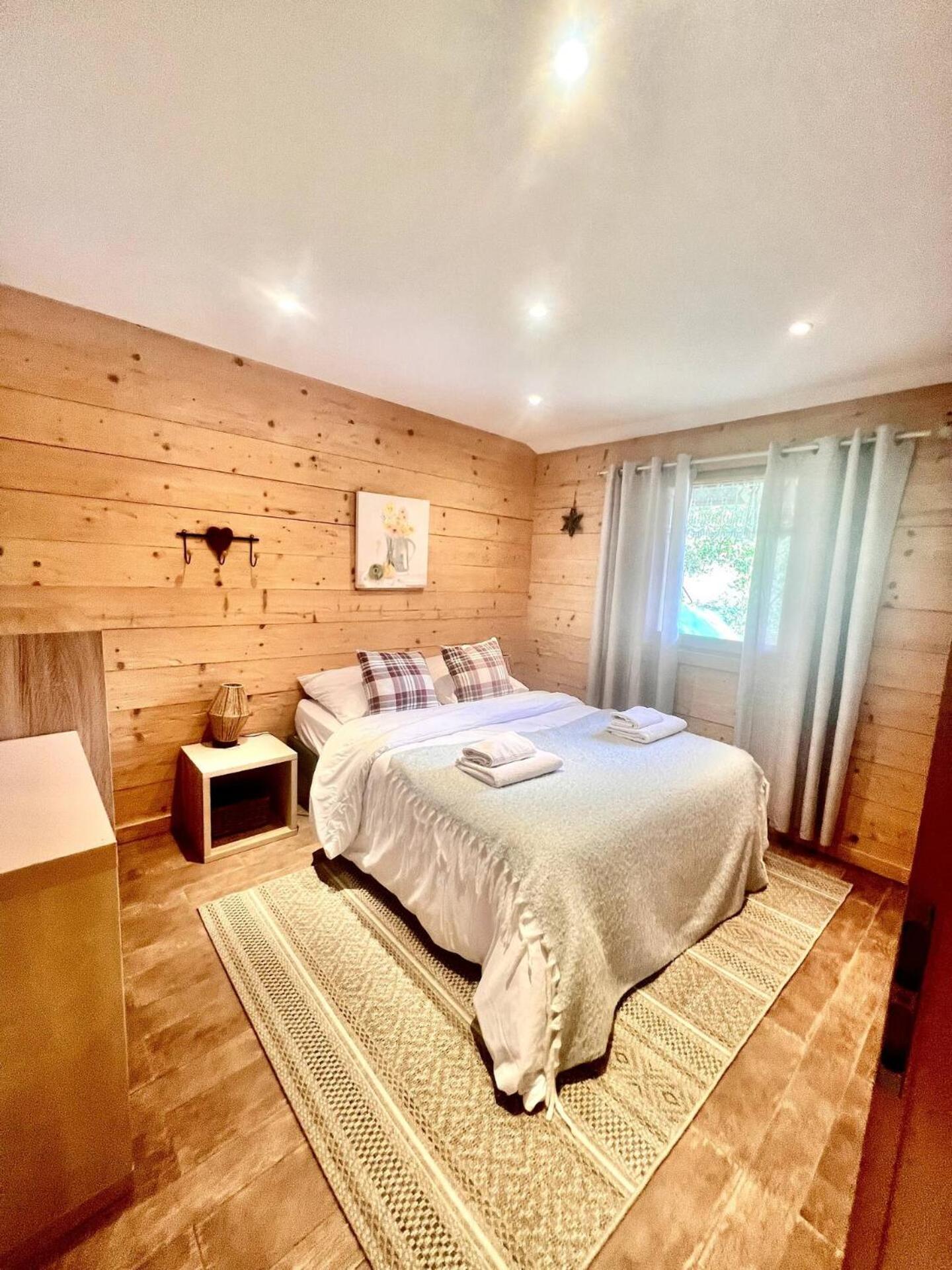Charming Family Chalet For 8 People, With Private Hot Tub Les Clefs Exterior foto